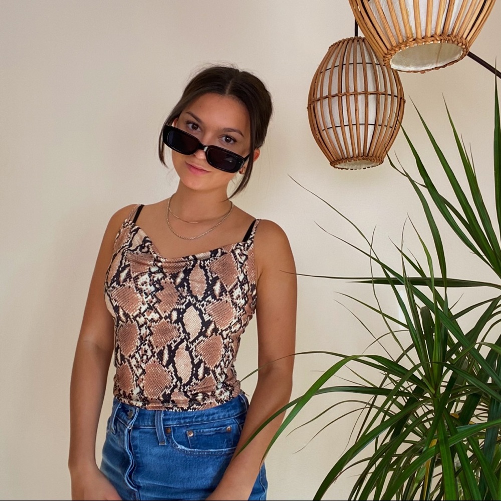 URBAN OUTFITTERS snake tank